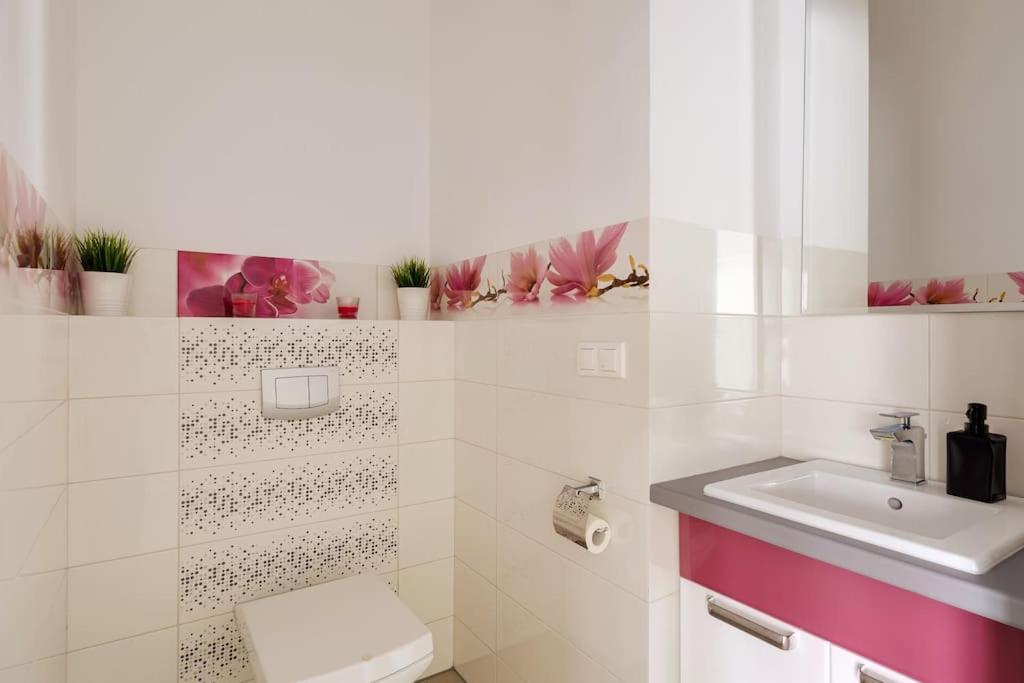 Appartement Chic Et Moderne Познан Екстериор снимка